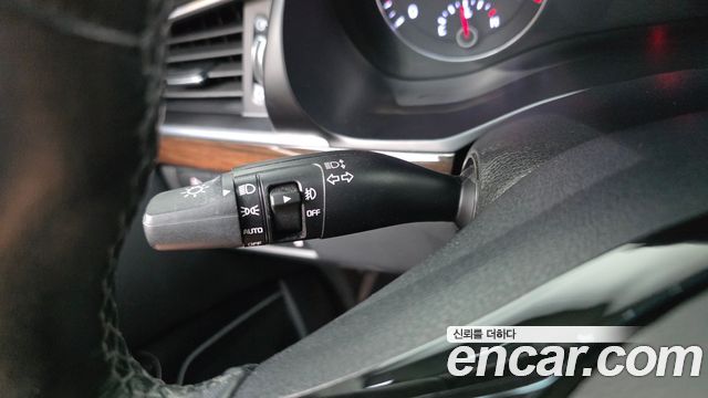 Kia K7 3.0 LPI Luxury (Rental Car) 2019 — фото 31