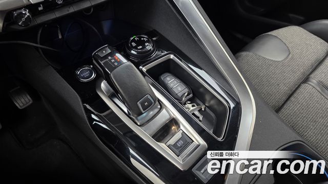 Peugeot 5008 (II) 1.6 BlueHDi Allure 2019 — фото 9