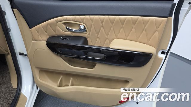 Kia Carnival 9-Seater Noblesse Special 2019 — фото 25