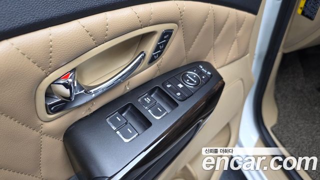 Kia Carnival 9-Seater Noblesse Special 2019 — фото 29