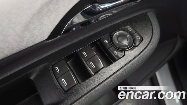 Chevrolet Bolt EV EV LT DLX 2018 — фото 18