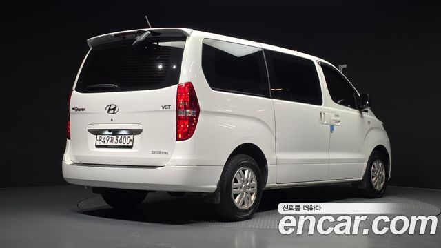 Hyundai Grand Starex Van 3-Seater Smart 2020 — фото 2