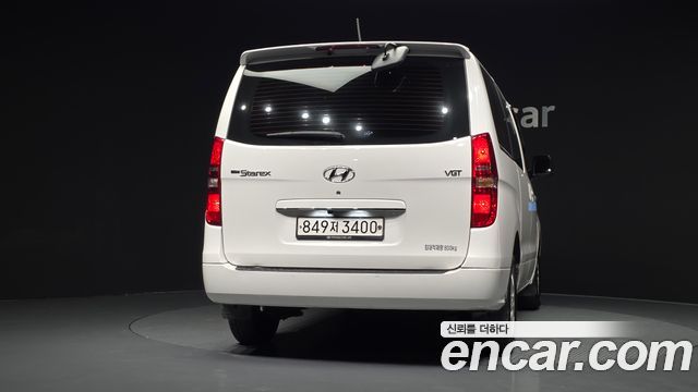 Hyundai Grand Starex Van 3-Seater Smart 2020 — фото 4