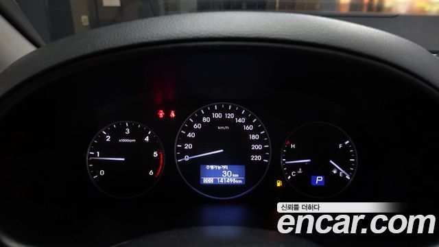 Hyundai Grand Starex Van 3-Seater Smart 2020 — фото 8