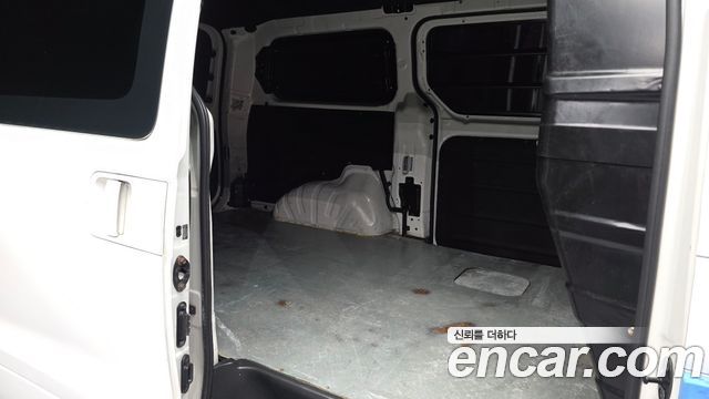 Hyundai Grand Starex Van 3-Seater Smart 2020 — фото 12