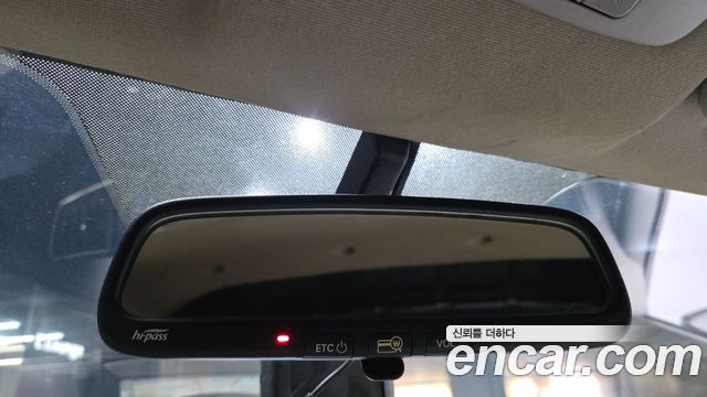 Hyundai Grand Starex Van 3-Seater Smart 2020 — фото 19