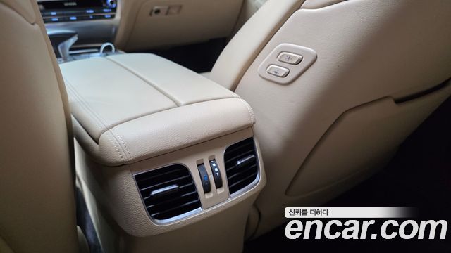 Genesis G80 3.3 GDI AWD Luxury 2020 — фото 28