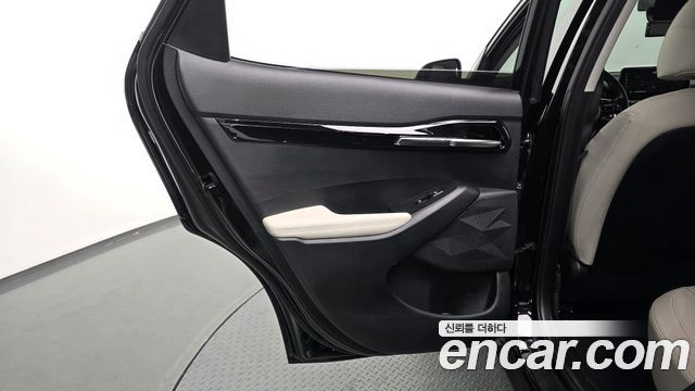 Kia Seltos Gasoline 1.6 Turbo 2WD Gravity 2023 — фото 25