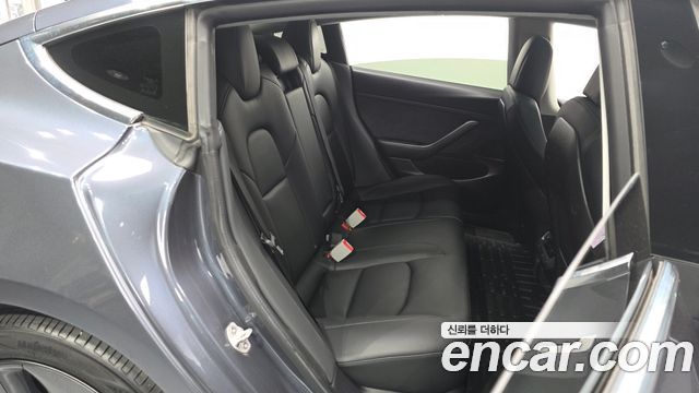 Tesla Model 3 Standard Range Plue RWD 2020 — фото 16