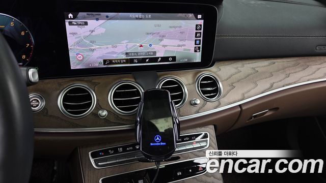 Mercedes-Benz E-Class (W213) E250 Exclusive 2021 — фото 13