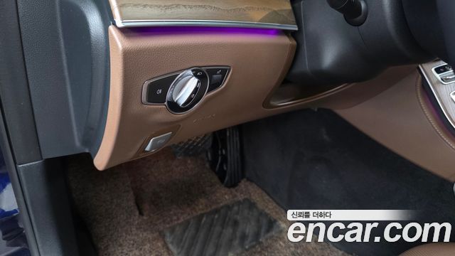 Mercedes-Benz E-Class (W213) E250 Exclusive 2021 — фото 17