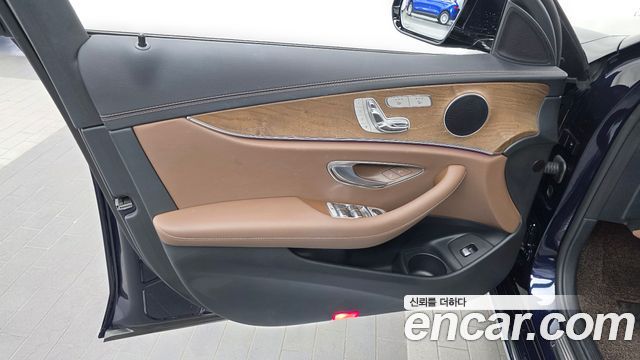 Mercedes-Benz E-Class (W213) E250 Exclusive 2021 — фото 24