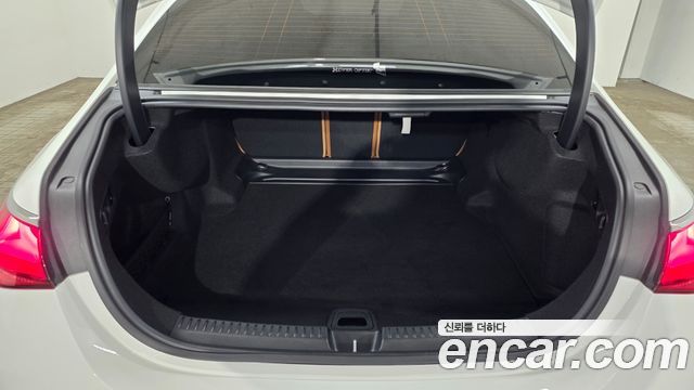 Mercedes-Benz E-Class (W214) E220d 4MATIC Exclusive 2024 — фото 15
