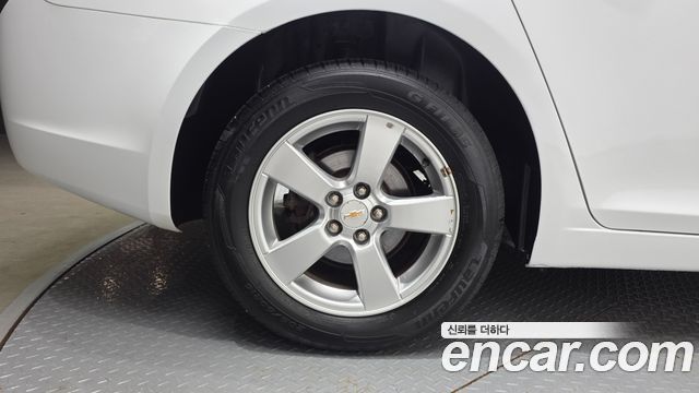 Chevrolet Cruze 1.6 LT 2012 — фото 5