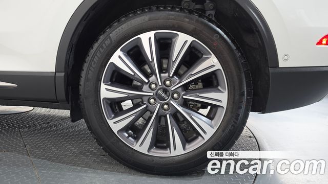 Lincoln Corsair 2.0 Reserve AWD 2020 — фото 27