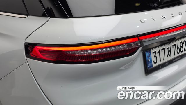Lincoln Corsair 2.0 Reserve AWD 2020 — фото 29