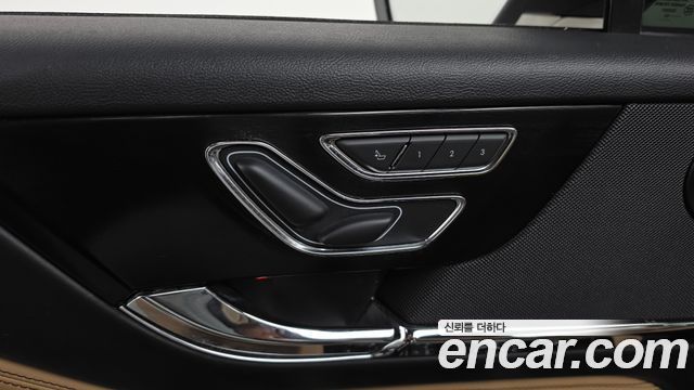 Lincoln Corsair 2.0 Reserve AWD 2020 — фото 33