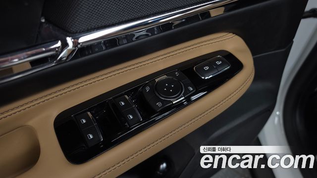 Lincoln Corsair 2.0 Reserve AWD 2020 — фото 39