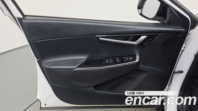 Kia EV6 Long Range Earth 2022 — фото 24