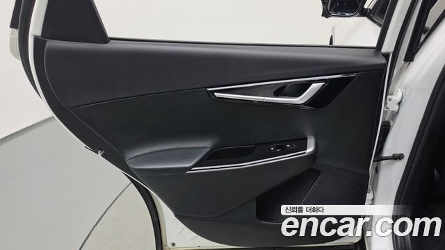 Kia EV6 Long Range Earth 2022 — фото 25