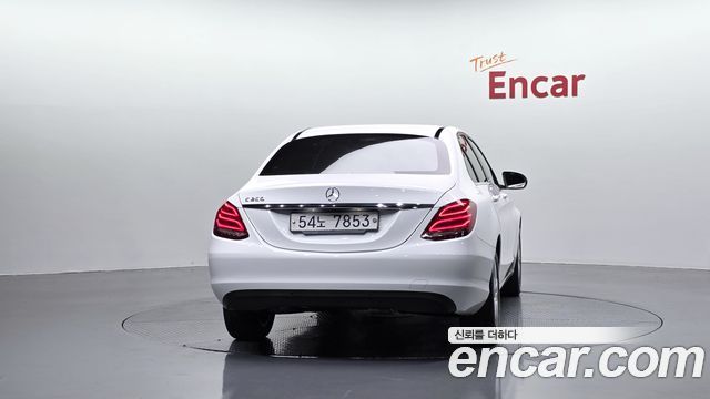 Mercedes-Benz C-Class (W205) C200 2016 — фото 4