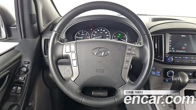 Hyundai Grand Starex Wagon 12-Seater Modern 2019 — фото 17