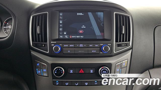 Hyundai Grand Starex Wagon 12-Seater Modern 2019 — фото 18