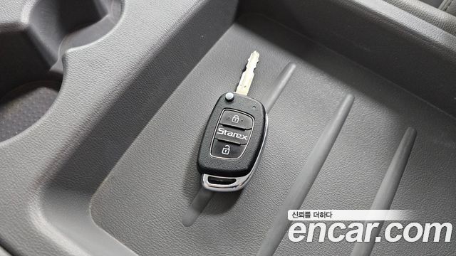 Hyundai Grand Starex Wagon 12-Seater Modern 2019 — фото 28