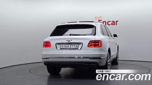 Bentley Bentayga 4.0 V8 2020 — фото 4