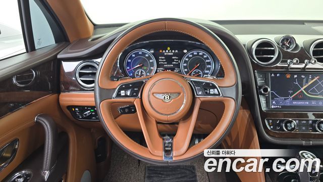 Bentley Bentayga 4.0 V8 2020 — фото 13