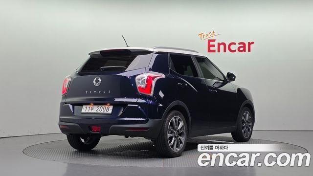 KG Mobility (SsangYong) Tivoli LX 2WD HI-DLX 2015 — фото 2