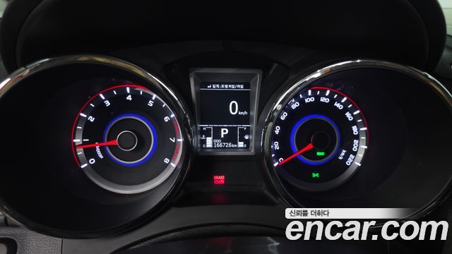 KG Mobility (SsangYong) Tivoli LX 2WD HI-DLX 2015 — фото 8