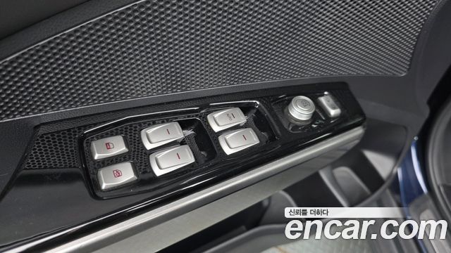 KG Mobility (SsangYong) Tivoli LX 2WD HI-DLX 2015 — фото 11