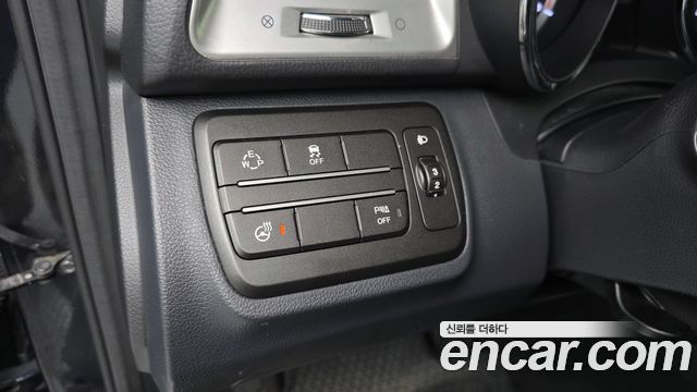 KG Mobility (SsangYong) Tivoli LX 2WD HI-DLX 2015 — фото 12
