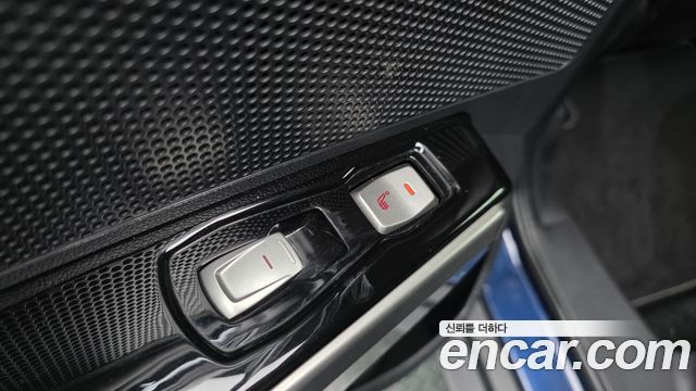KG Mobility (SsangYong) Tivoli LX 2WD HI-DLX 2015 — фото 17