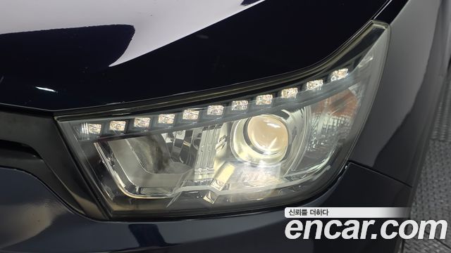 KG Mobility (SsangYong) Tivoli LX 2WD HI-DLX 2015 — фото 22