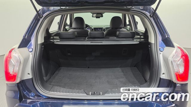 KG Mobility (SsangYong) Tivoli LX 2WD HI-DLX 2015 — фото 31