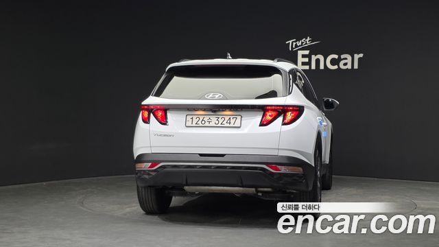 Hyundai Tucson Hybrid (NX4) Premium 2WD 2023 — фото 4