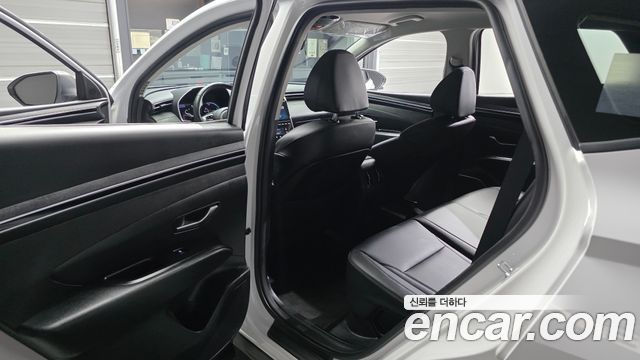 Hyundai Tucson Hybrid (NX4) Premium 2WD 2023 — фото 11