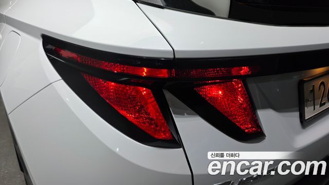 Hyundai Tucson Hybrid (NX4) Premium 2WD 2023 — фото 23