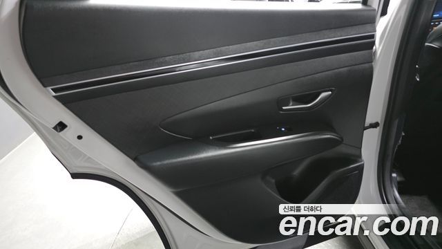 Hyundai Tucson Hybrid (NX4) Premium 2WD 2023 — фото 25