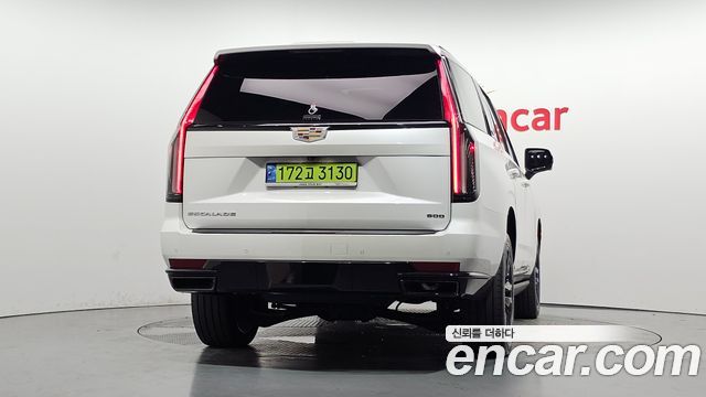 Cadillac Escalade (V) 6.2 Sports Platinum 2021 — фото 4