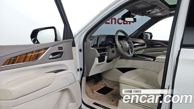 Cadillac Escalade (V) 6.2 Sports Platinum 2021 — фото 10