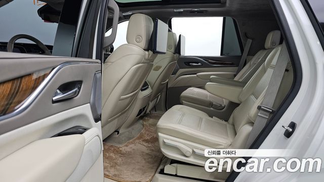 Cadillac Escalade (V) 6.2 Sports Platinum 2021 — фото 12