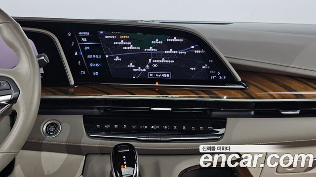 Cadillac Escalade (V) 6.2 Sports Platinum 2021 — фото 14