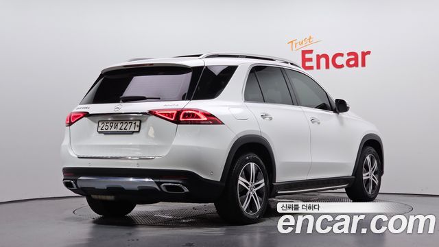 Mercedes-Benz GLE-Class (W167) GLE300d 4MATIC 2020 — фото 2