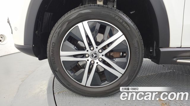 Mercedes-Benz GLE-Class (W167) GLE300d 4MATIC 2020 — фото 5