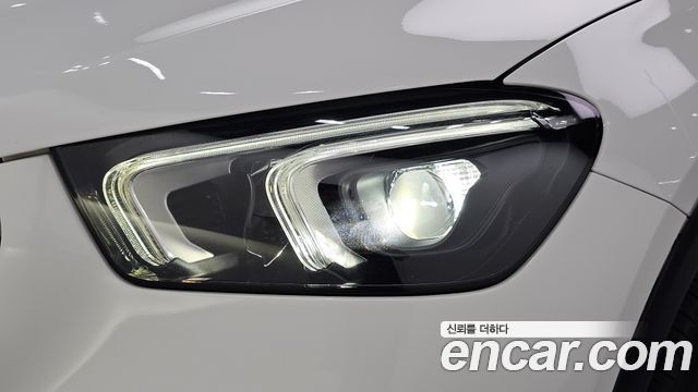 Mercedes-Benz GLE-Class (W167) GLE300d 4MATIC 2020 — фото 28