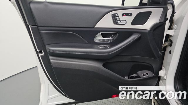 Mercedes-Benz GLE-Class (W167) GLE300d 4MATIC 2020 — фото 30