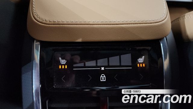 Volvo V90 Cross Country B5 Ultimate AWD 2023 — фото 16